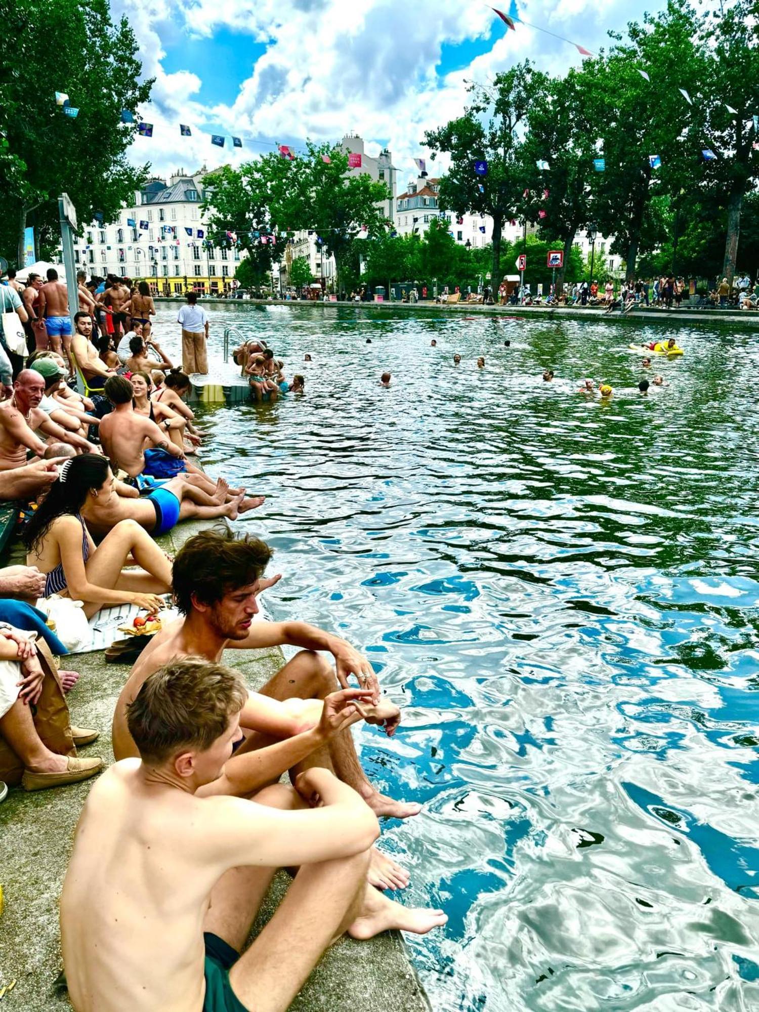 A Paris, Au Bord De L'Eau Daire Dış mekan fotoğraf